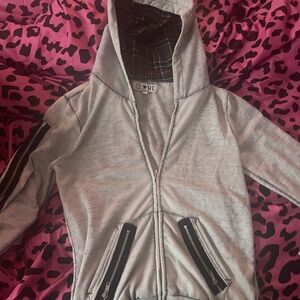Grey Hot Topic Sweater Zippers Plaid Size Small Red Black Gray Hoodie